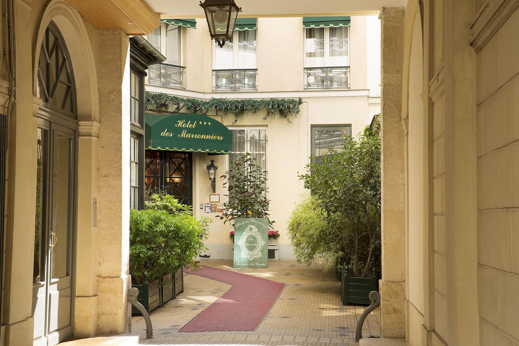 Hotel Des Marronniers Parigi Esterno foto